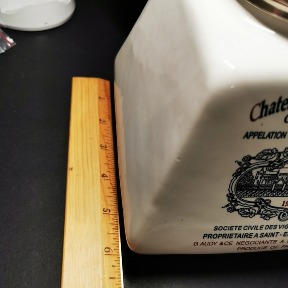 Chateau Cos D Estournel Wine Decanter - Picture 12 of 16